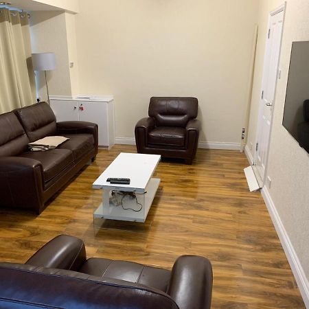 Weedon Road Dallington (Northamptonshire) Extérieur photo